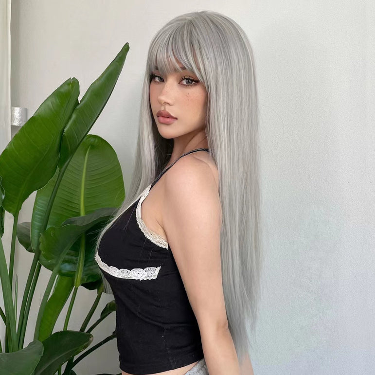 Eleva tu apariencia con una peluca recta gris con flequillo aéreo: resistente al calor, colorida y naturalmente hermosa para mujeres